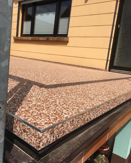 Der Sommer kann kommen. Neuer Terrassenbelag aus Natursteinen! Kunde sehr zufrieden, wir zufrieden!